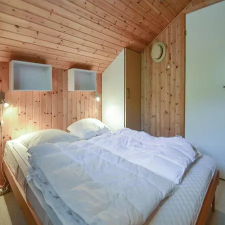 Σπίτι διακοπών Three-bedroom Holiday In *